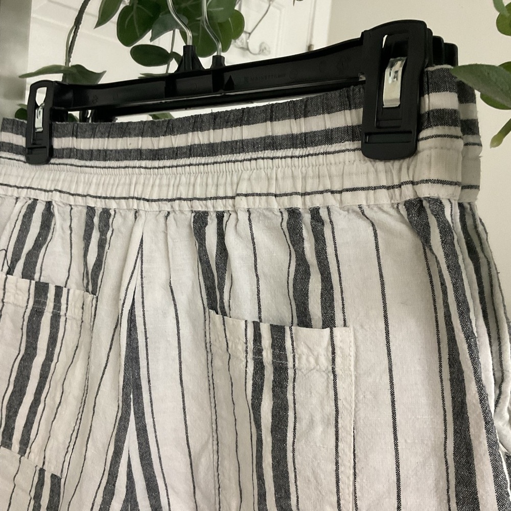 Maeve Black and White Striped Women's Cargo Shorts - Picture 6 of 8